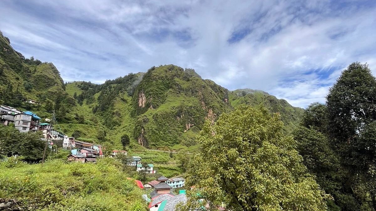 Mohana House Mountain View Experience